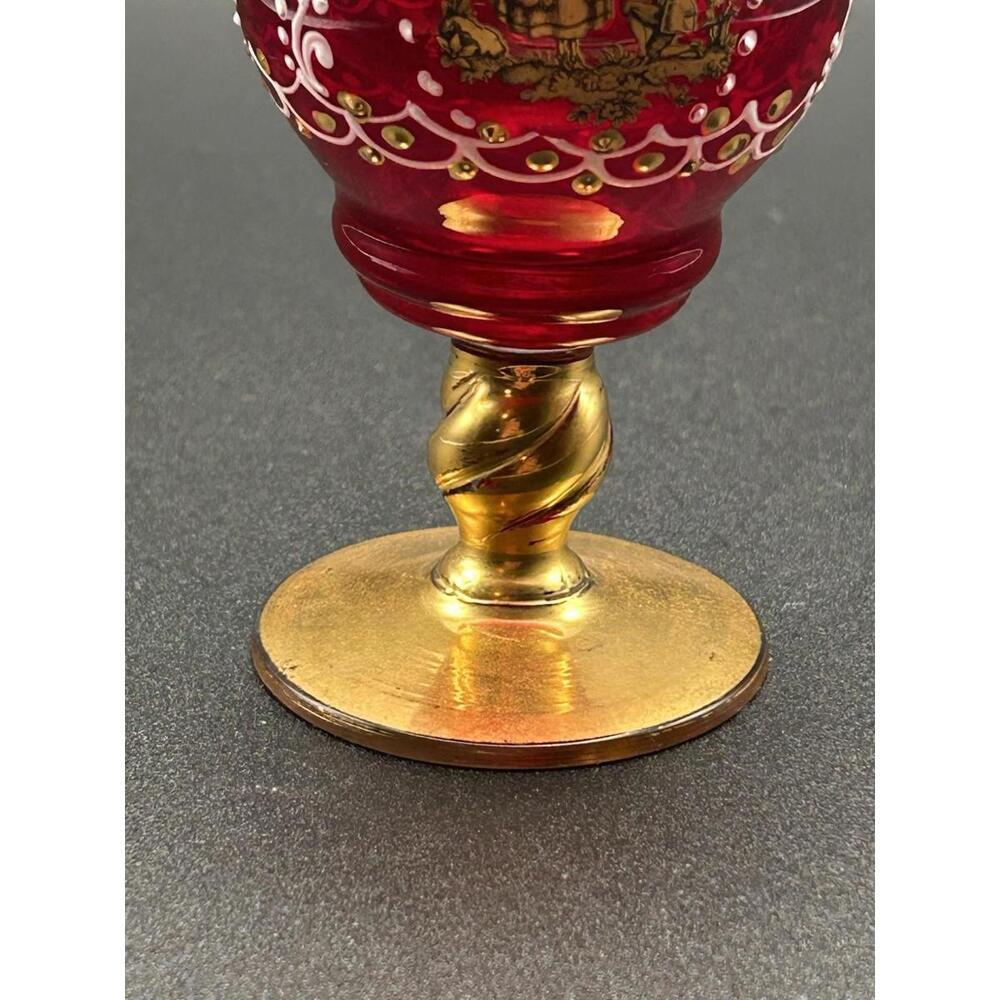 Vintage Beautiful Murano Italian art glass Classical Cameo Vase Red 5 Inch 1970s - Picture 6 of 9